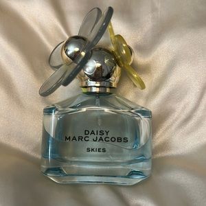 Daisy Marc Jacobs Skies